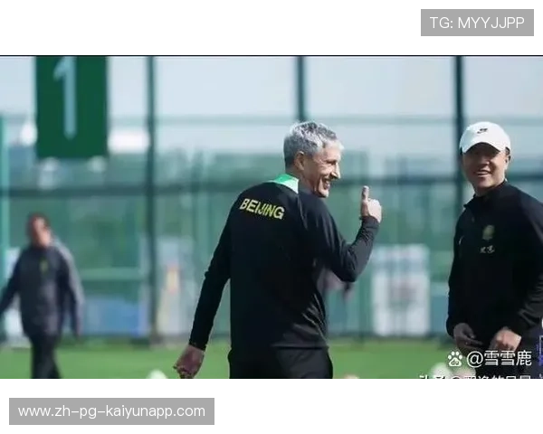 压哨进球逆转胜，球队气势如虹备战更强敌，篮球压哨进球